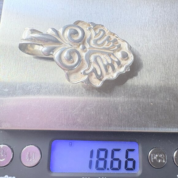 VTG Solid Sterling Silver 925 Scroll Leaf Design Pendant Size 2" Length - Picture 9 of 9